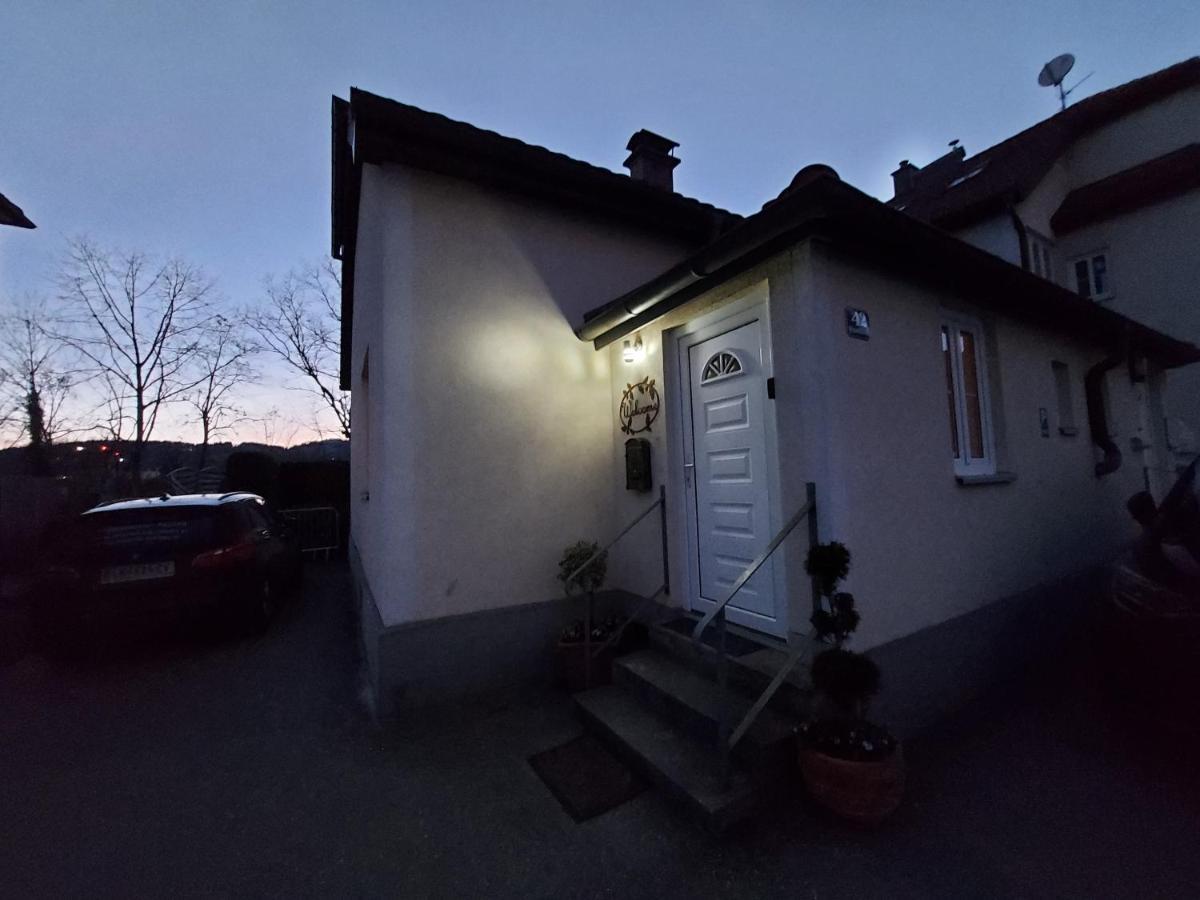 Auszeit Steiraland 1 Mit Privaten Garten Ueberdachter Terrasse Und Parken Leoben  Ngoại thất bức ảnh