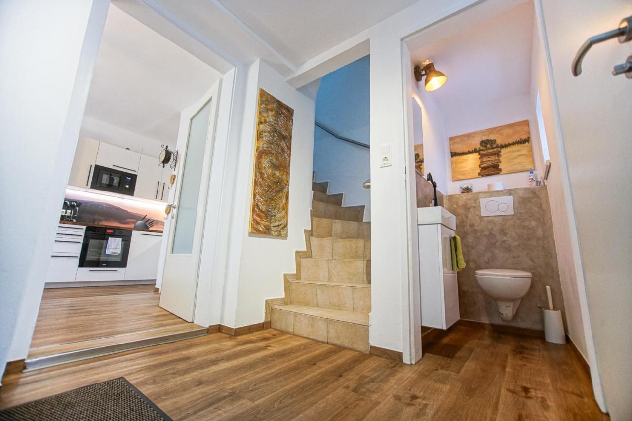 Auszeit Steiraland 1 Mit Privaten Garten Ueberdachter Terrasse Und Parken Leoben  Ngoại thất bức ảnh